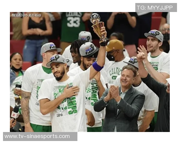 塔图姆担任运营总监寄语杜克队员保持联系随时解决问题 塔图姆担任运营总监寄语杜克队员保持联系随时解决问题