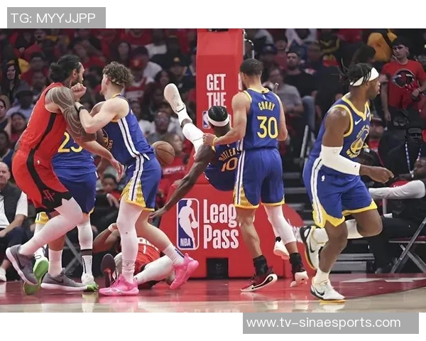 巴特勒高效表现冲击对手8投4中斩获19分5篮板7助攻并罚球12中11